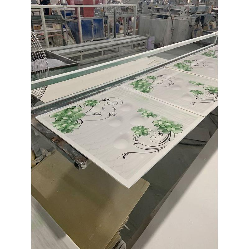 Hollow PVC Ceiling Gypsum Tile 595X595mm Somalia PVC False Ceiling Gypsum Board 603X603mm Grid Ceiling Peru and Plafon De PVC for Dominicana