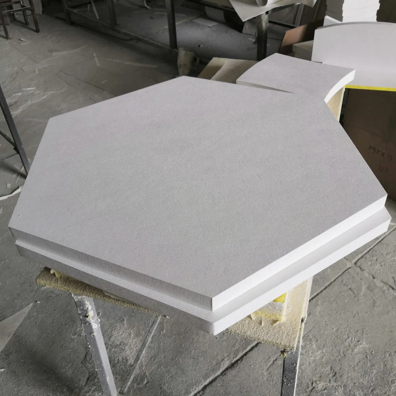 Drop Downgrade Fiber Ceiling Acoustic Ceiling High Ceiling for Soundproof