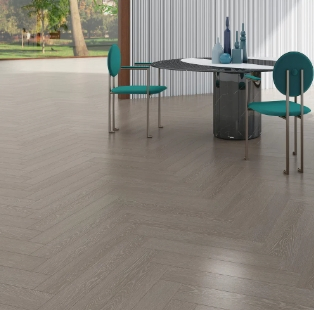 Прямослойная антискользящая ПВХ-плитка 8мм под дерево