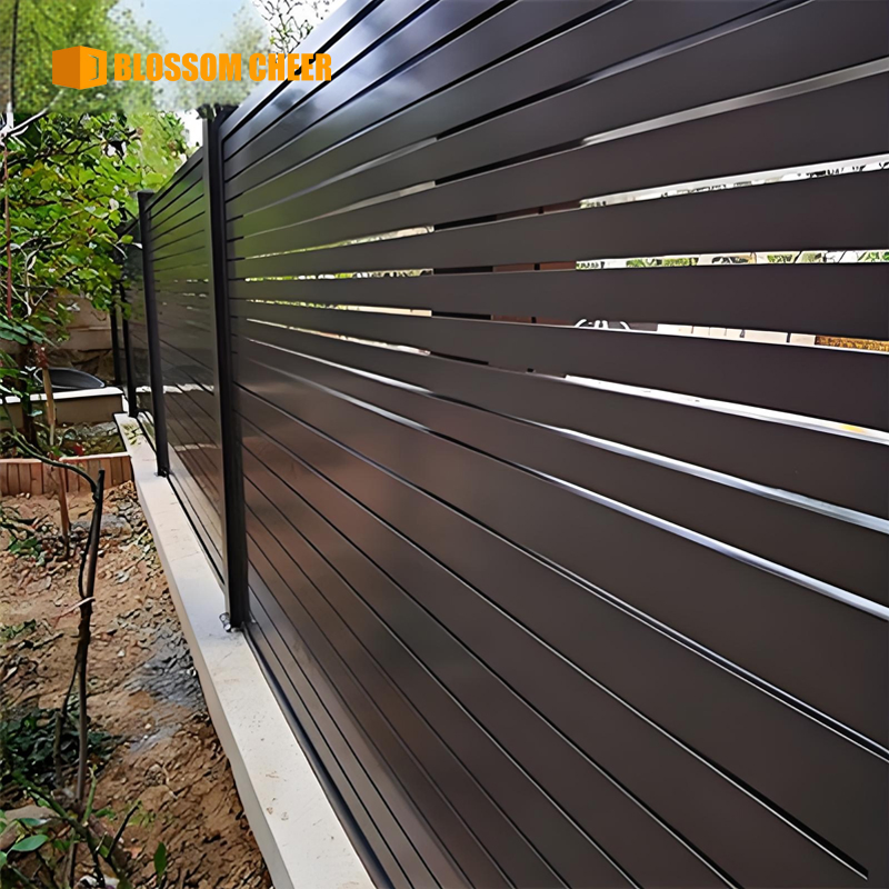 Stylish Terrace Guardrail: Combining Safety with Contemporary Design