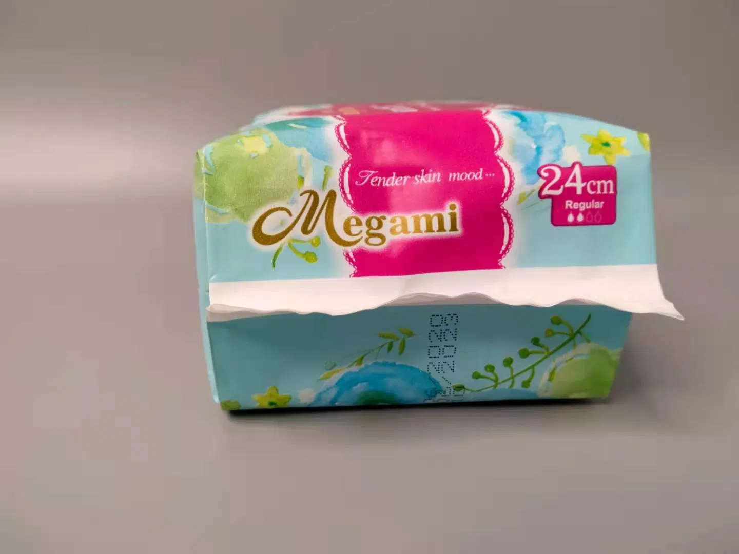 Factory Price Cotton Biodegradable Sanitary Pads Feminine Pad Wanted Dealers and Distributors