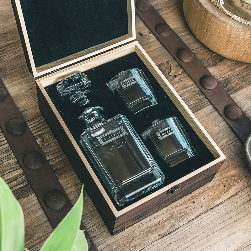 Декор для виски из хрустального стекла в форме акулы