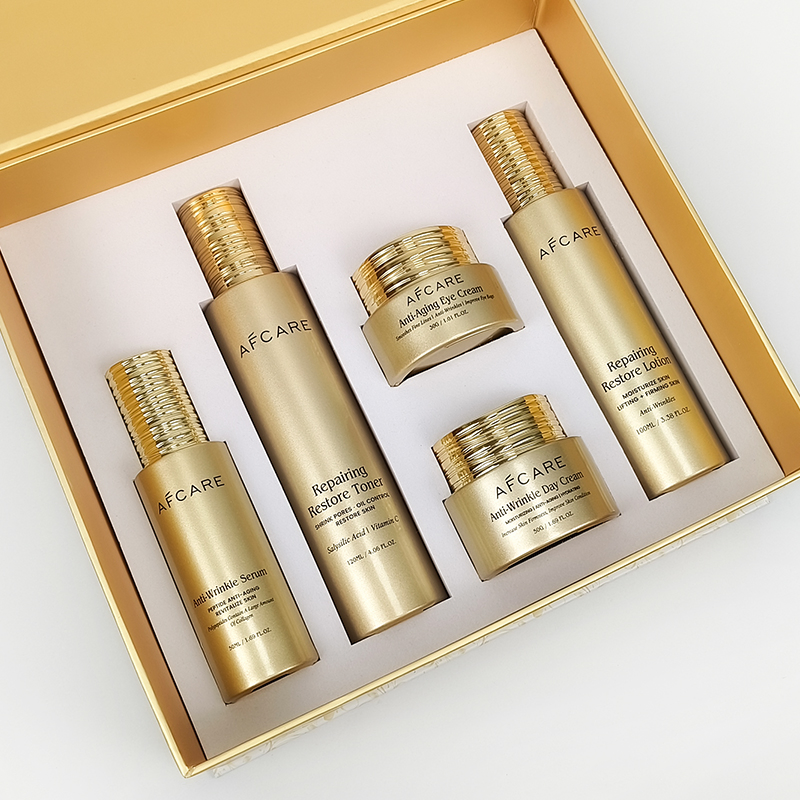 Private Label Golden Luxury Anti-Aging Preparing Collagen Rice Extract Face Care Set