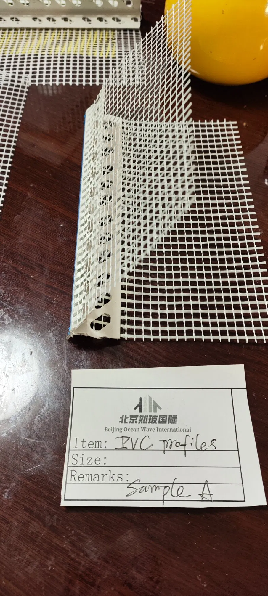145GSM Mesh 3m Long PVC Corner Profiles with Fibergalss Mesh