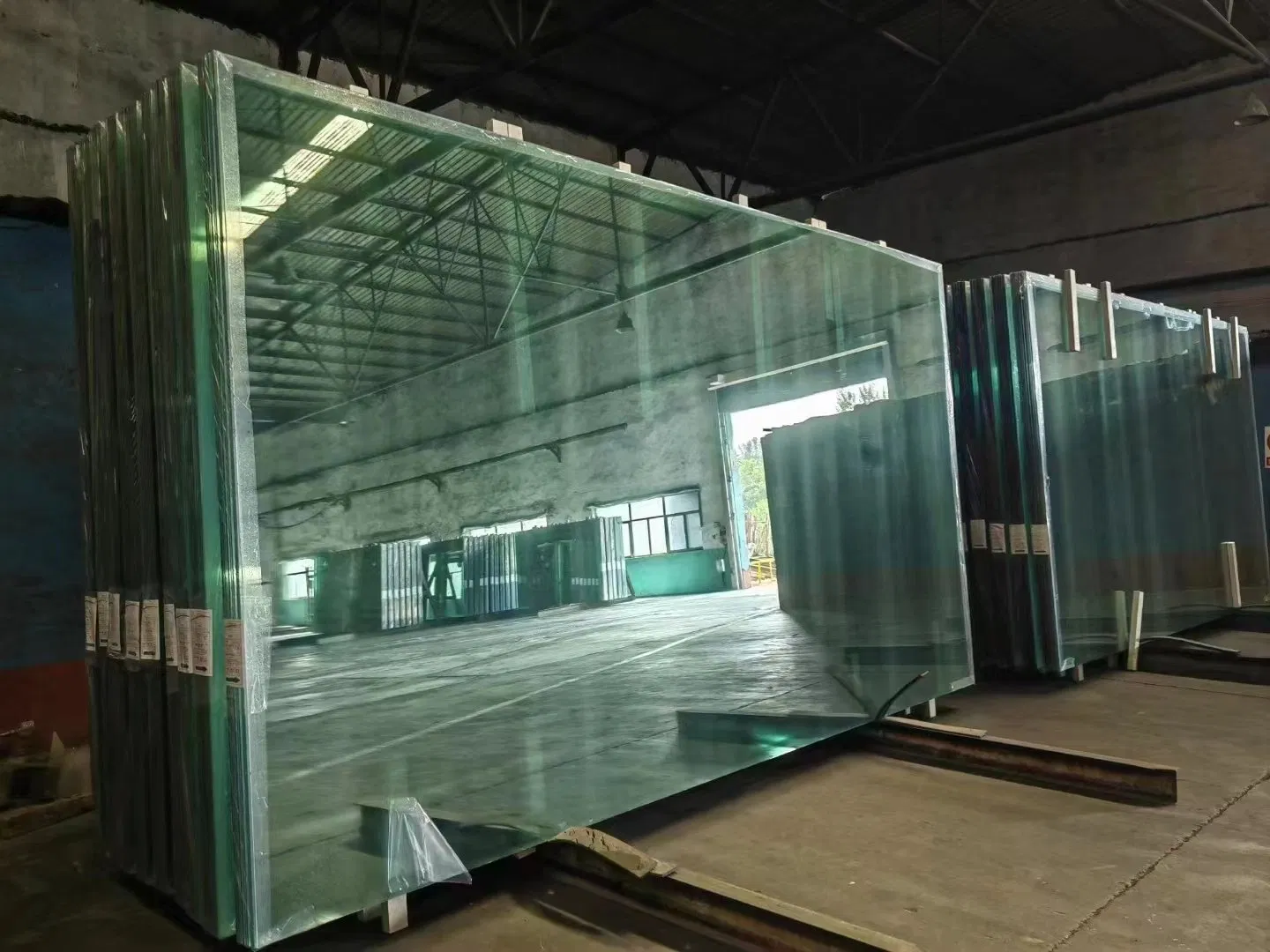 Brownpattern Glass (Nashiji, Karatachi, May follower)