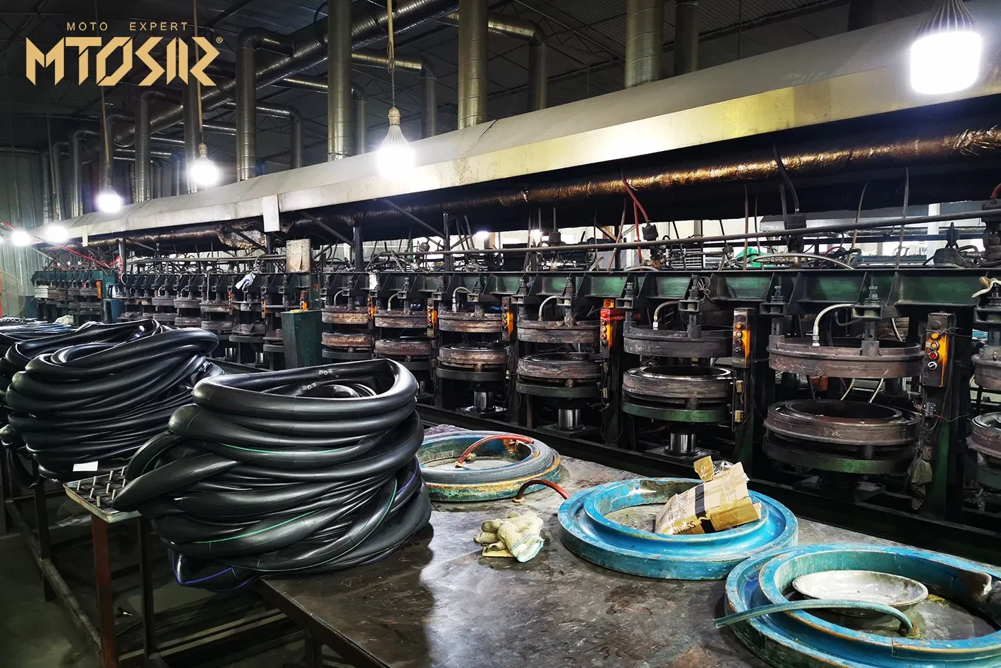 Камера 3.00-17 для мотоцикла из натурального каучука