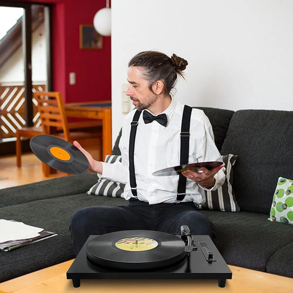 Портативный проигрыватель винила с Bluetooth