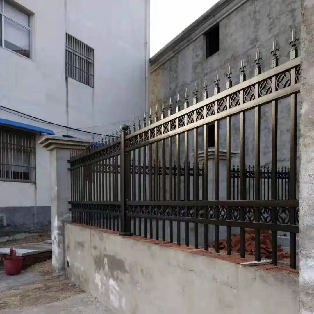 Ornamental Zinc Steel Wall Fence Railing- Hot-DIP Galvanized Decorative Barrier for Villas