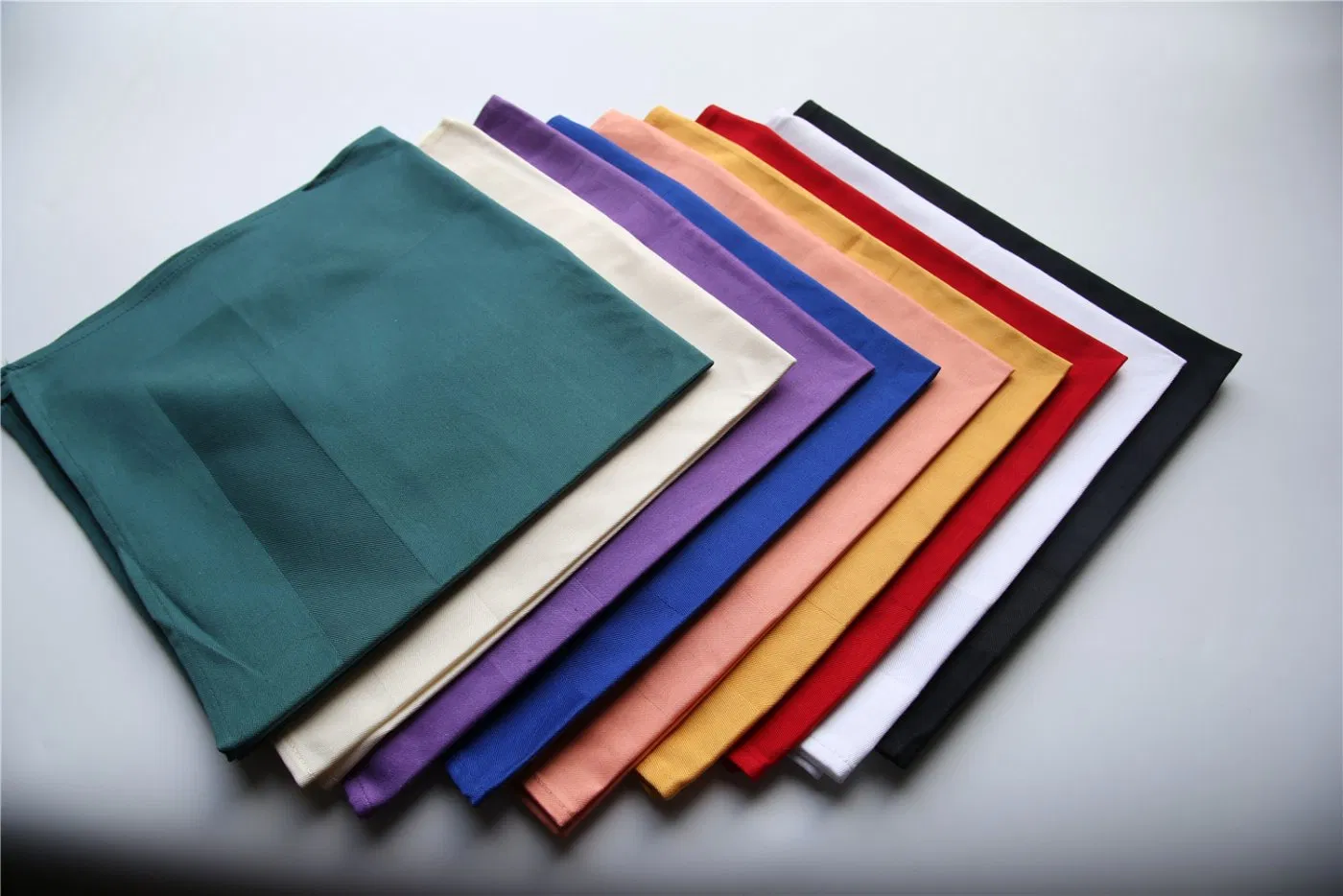 Cotton Tablecloth Red Round Tablecloth Tablecloth Umbrella Hole Coloring Tablecloth