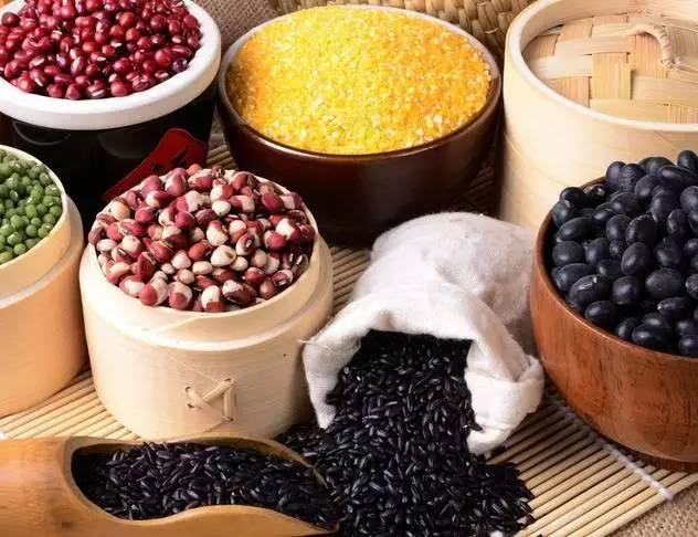 Промышленная кофемолка для зерен и специй 20-150 кг/ч