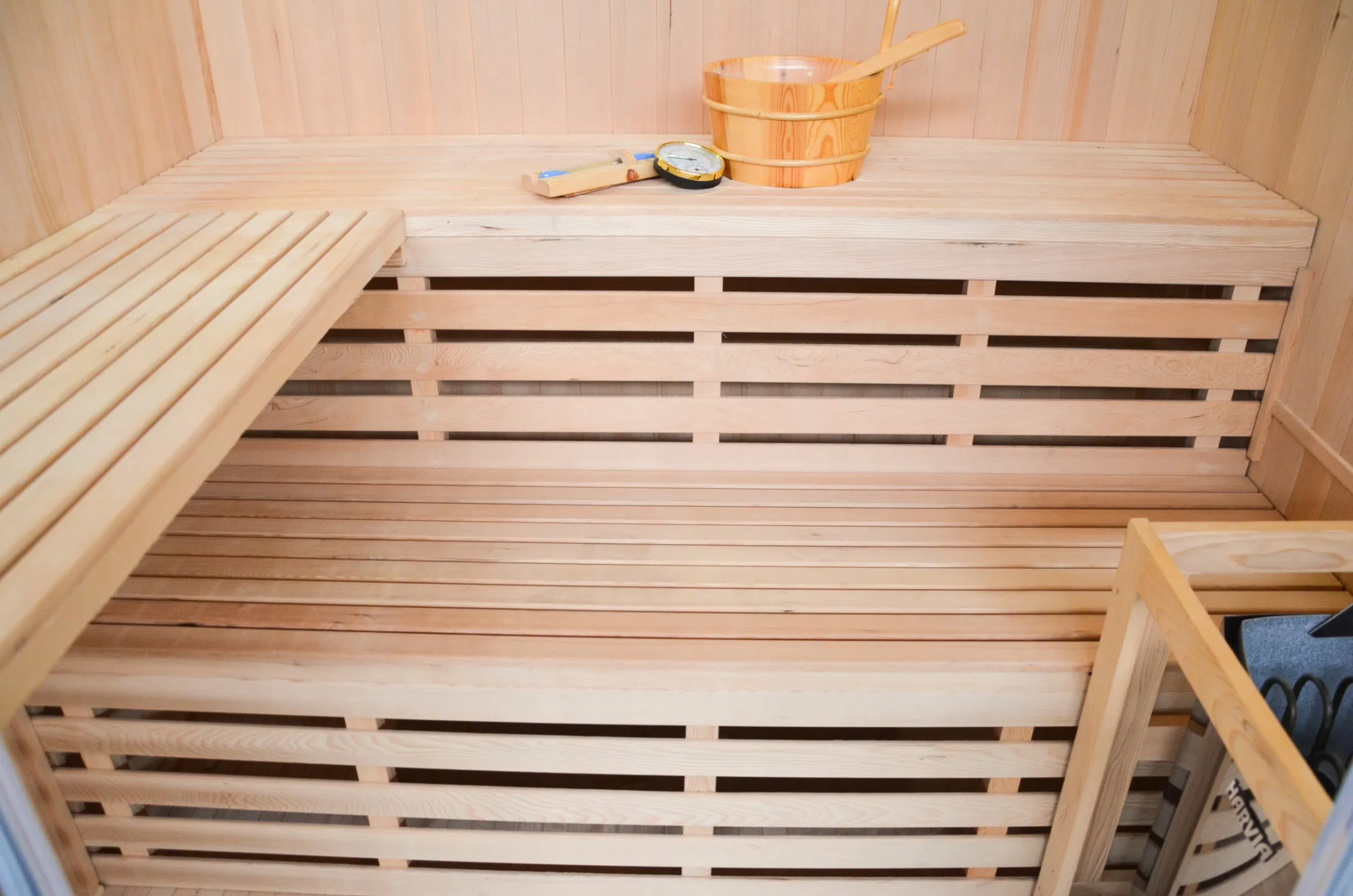 2023 Indoor 4 People Traditional Sauna Room Ozone Therapy Sauna Room