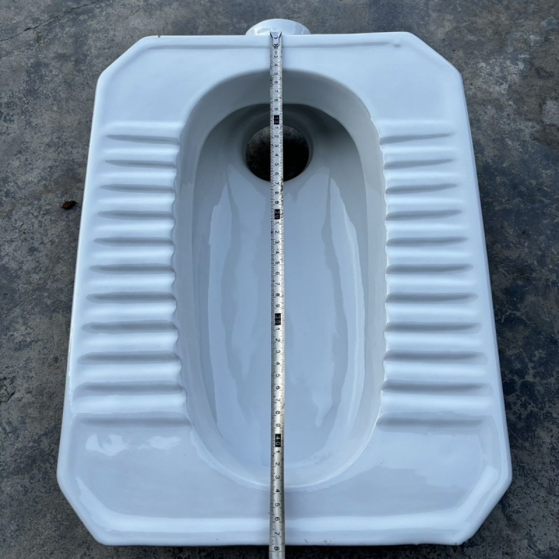 Ceramic Squatting Pan for Public & Home Toilet Use
