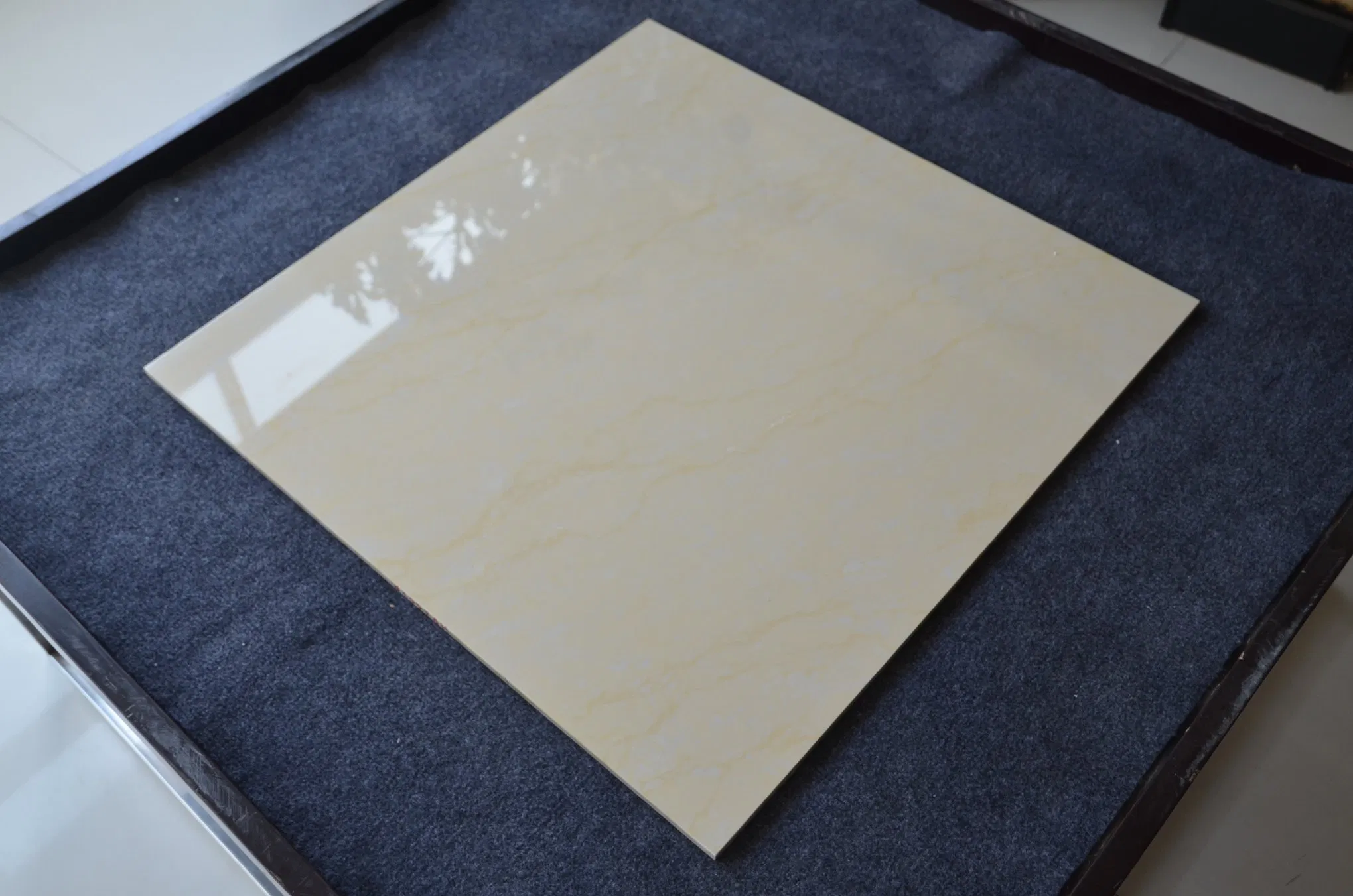 Керамическая плитка 60x60 огнеупорная для гостиной