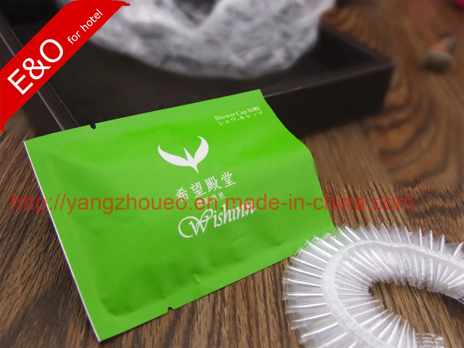 Hotel Amenities Disposable Plastic Shower Cap in Aluminum Foil Bag