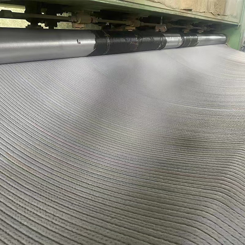 Premium Geosynthetic Clay Liner for Construction and Filtration Solutions