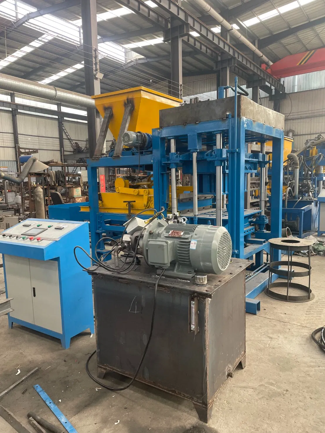 Versatile Fully Automatic Hydraulic Brick Making Machine Line for Diverse Brick Types