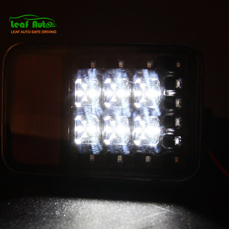 Задний противотуманный фонарь и габаритный свет для Jeep Wrangler JK (2007-2016)