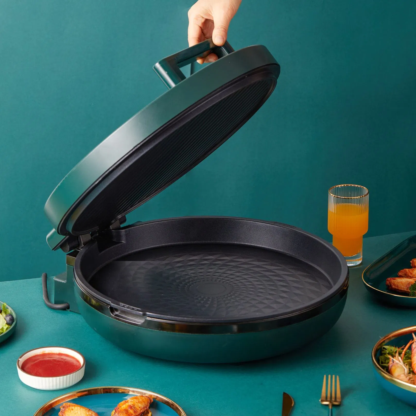 Non-Stick Coating Easy to Clean1800W Multifunction Pizza Maker 40cm