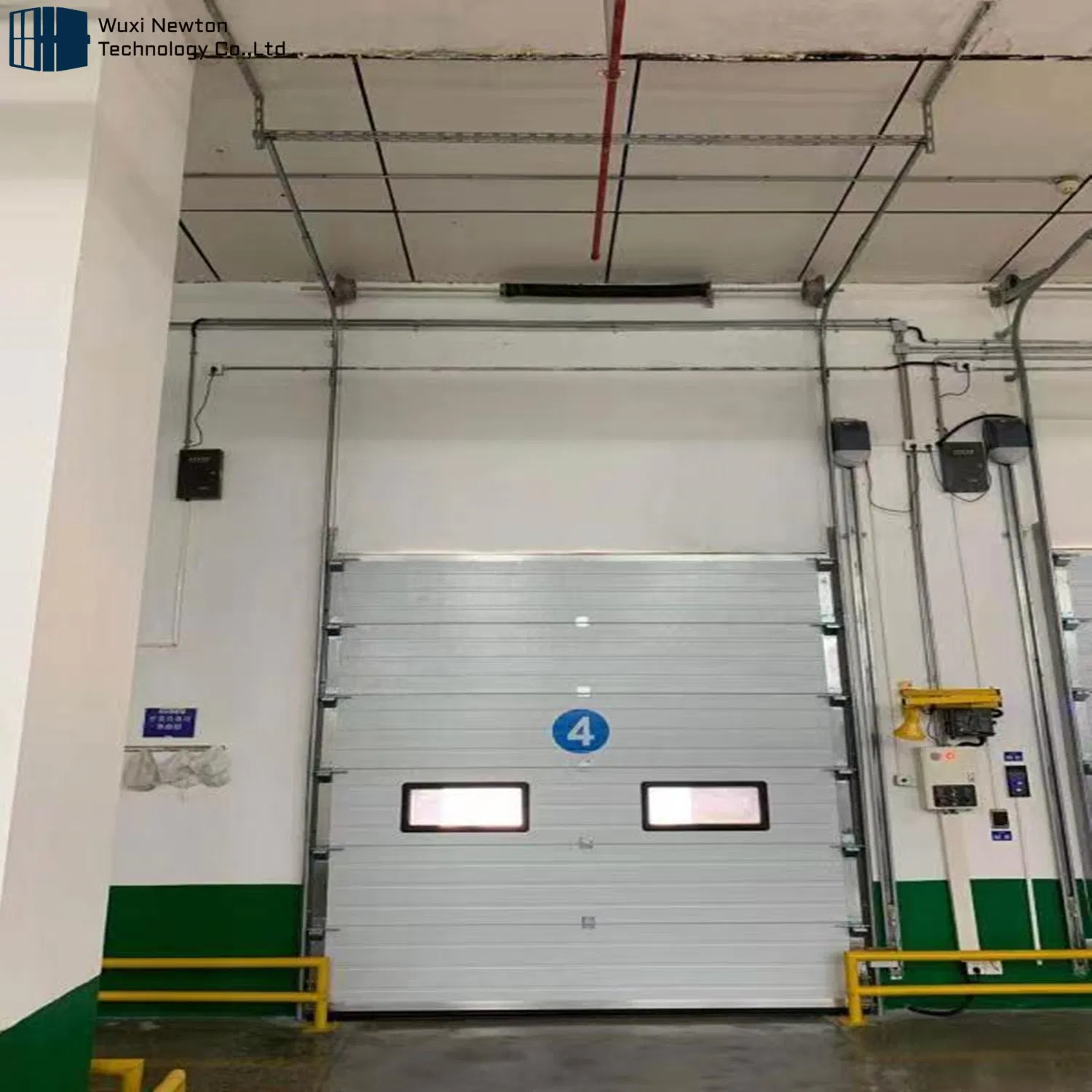 China Supplier Large Size Heat Insulation Industrial Workshop Door with Pedestrian Door