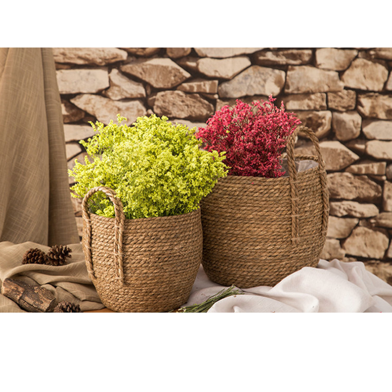 Плетёная корзина-кашпо для цветов в европейском стиле