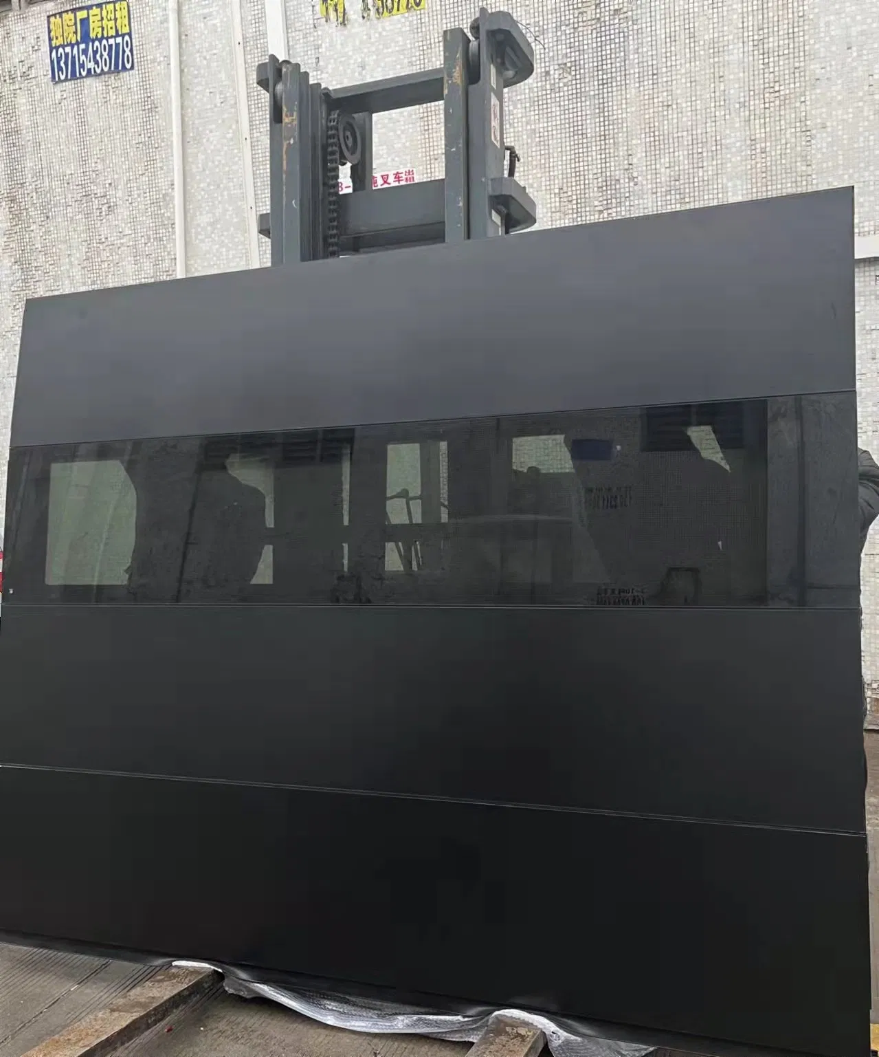 Black Reflected Glass Automatic Remote Control Over Head Metal Aluminum Glass Panel Garage Door