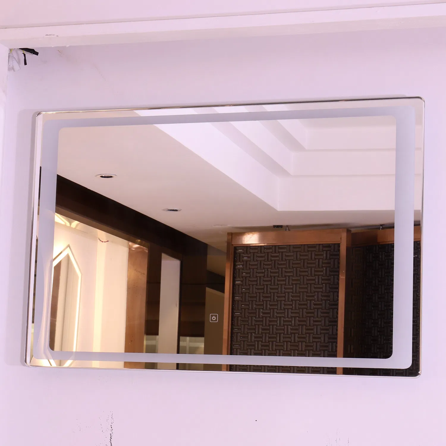 Modern Design Wall Mounted Rectangle LED Bathroom Beauty Dressing Mirror