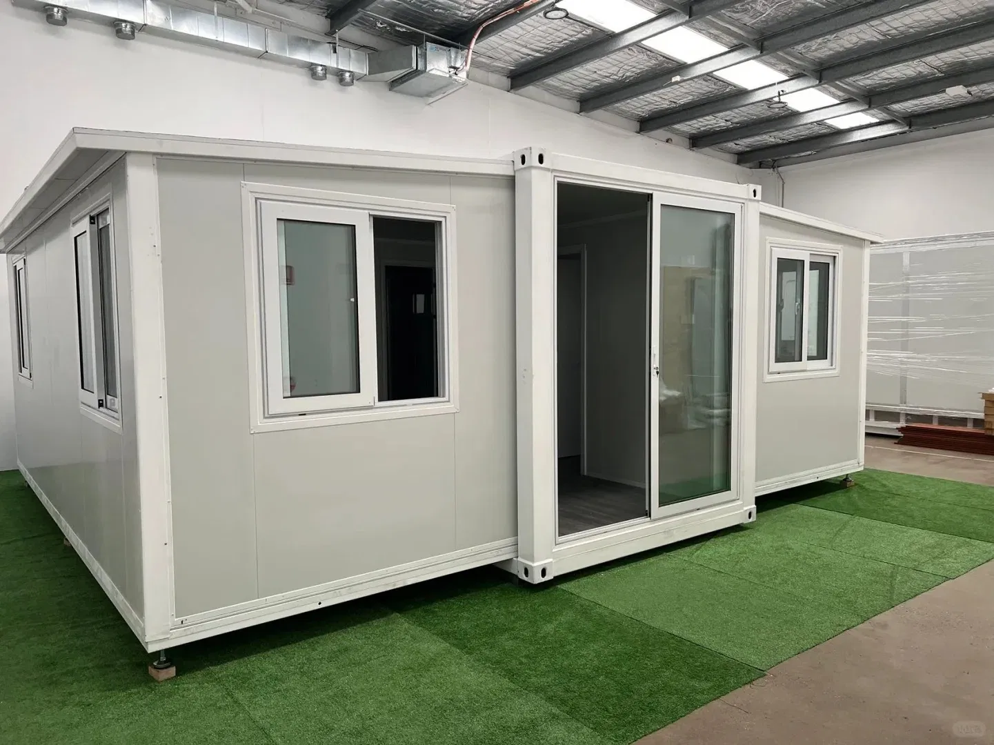 Hot Sale Cheap 40FT Luxury Movable Modular Prefabricated Dormitory Living Prefab