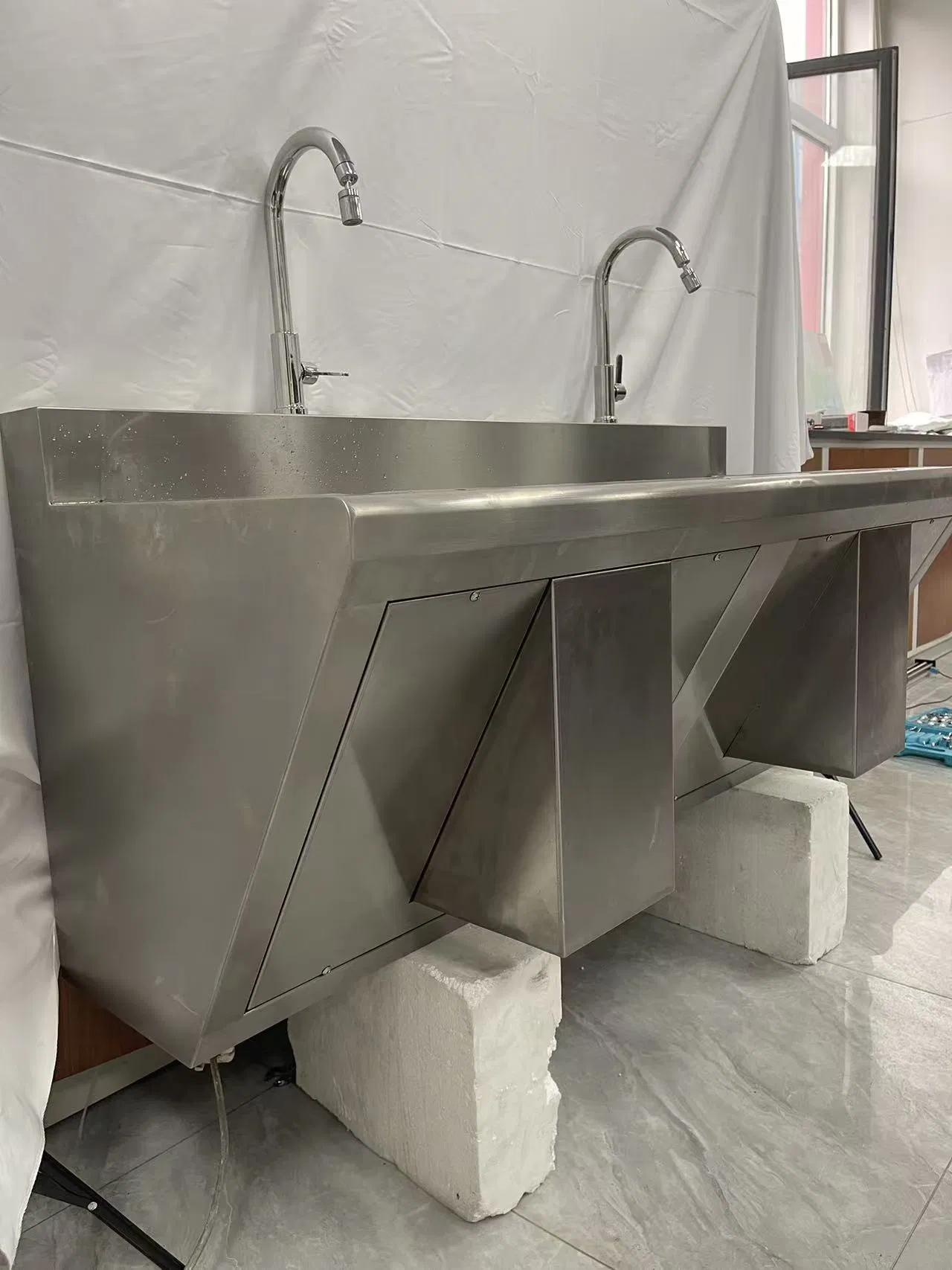 304 Stainless Steel Single Bowl Basin Operating Room Medical Wash Basin