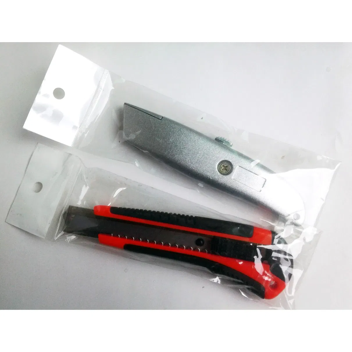 Chrome Plated Steel Stantionary Knife Scraper with 5PCS Blades (08182)