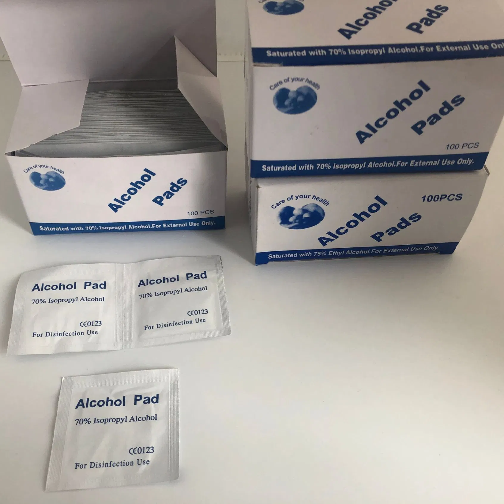 Accept OEM ODM 70% Alcohol Based Wet Pad Wipes