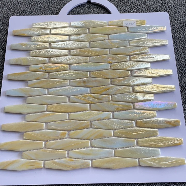 Глянцевая мозаика из стекла для пола и стен