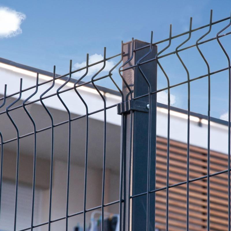 Outdoor 3D Panel Fence Curved Welded Wire Mesh Fence Airport Galvanized Steel Security 3D Metal Fencing for Garden Outdoor