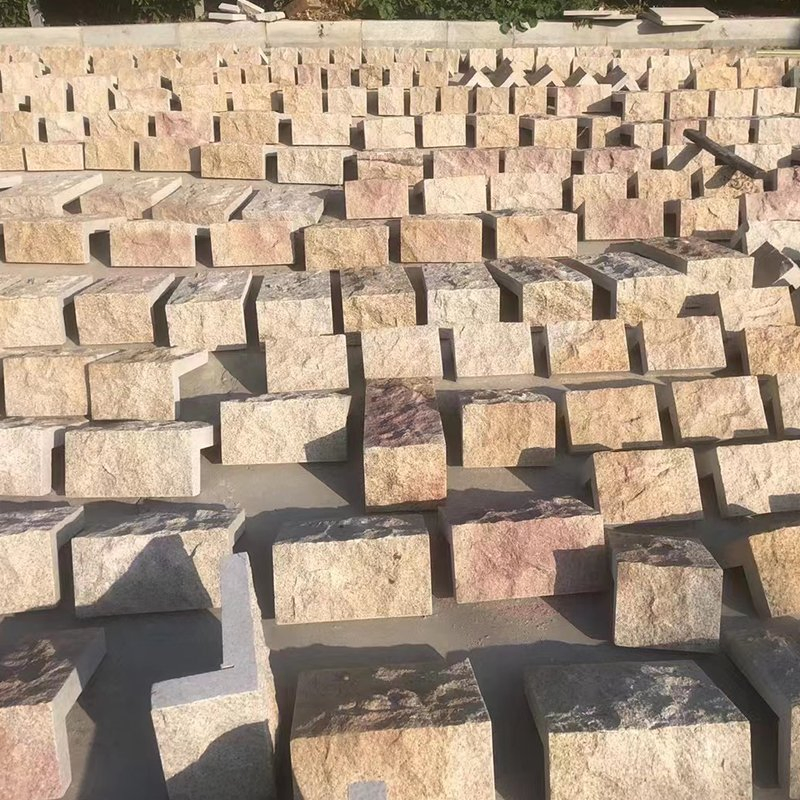 Split/Bushhammered/Chiseled G682 Yellow Rusty/Misty Beige Granite Stone for Corner Quoins/Coping/Paving/Wall Panels