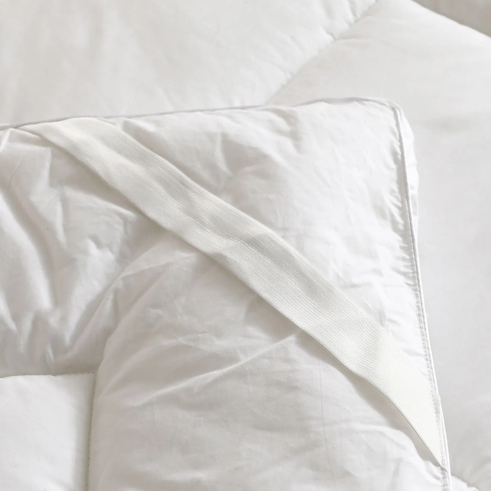 Comfortable Home Hotel Bed Mattress White Mattress Protector for Bed