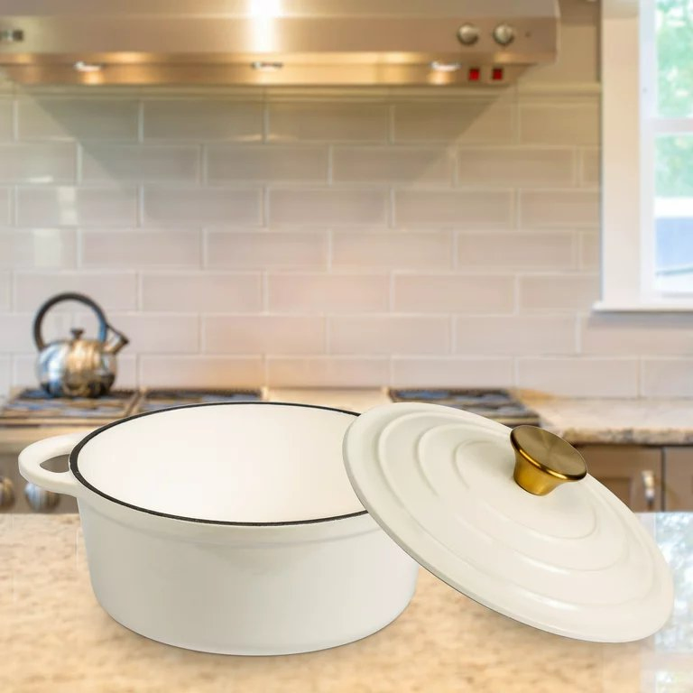 Эмалированная чугунная кастрюля-духовка с крышкой