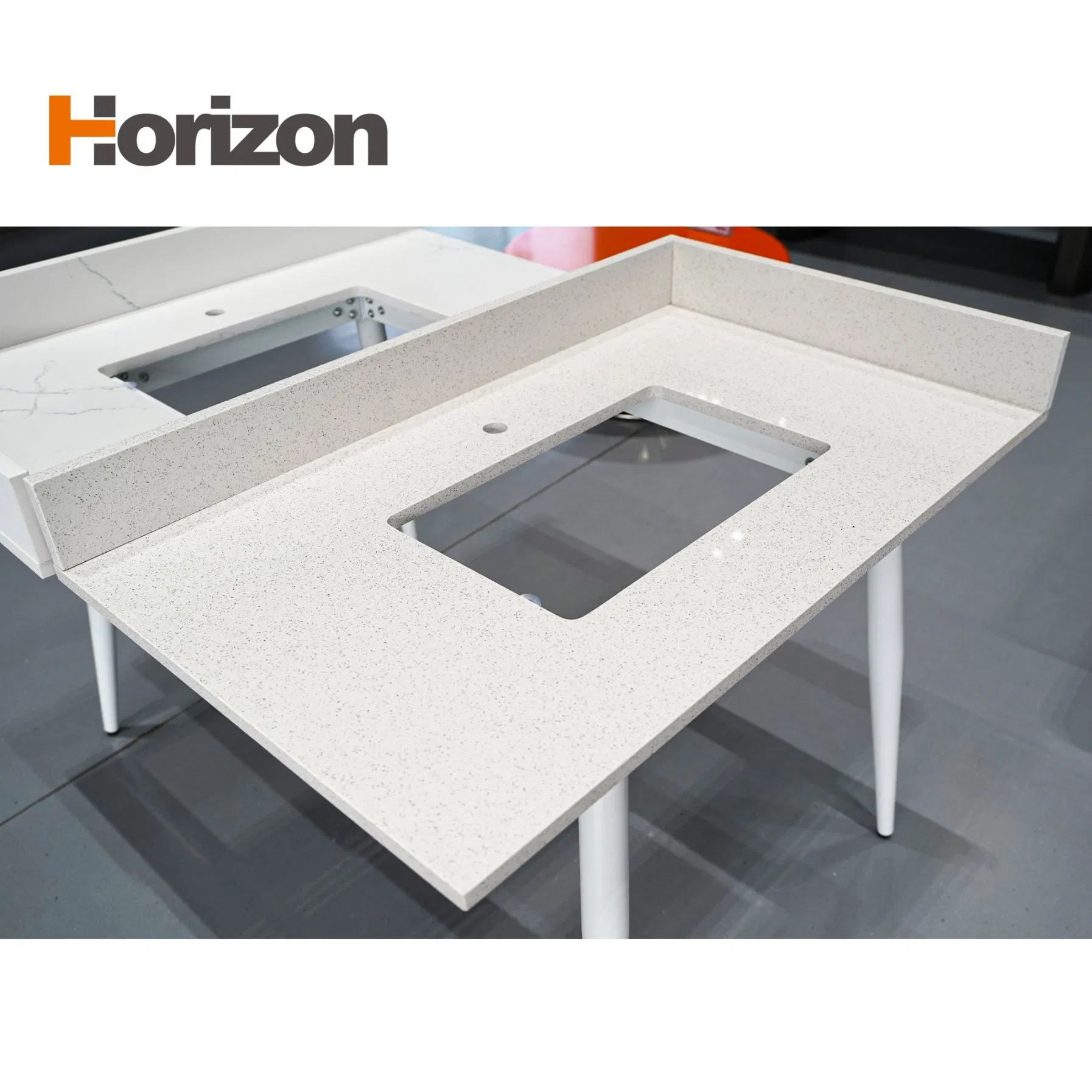 High-End Calacatta Stone Slab, Optimized for Color Retention in Kitchen and Bath.