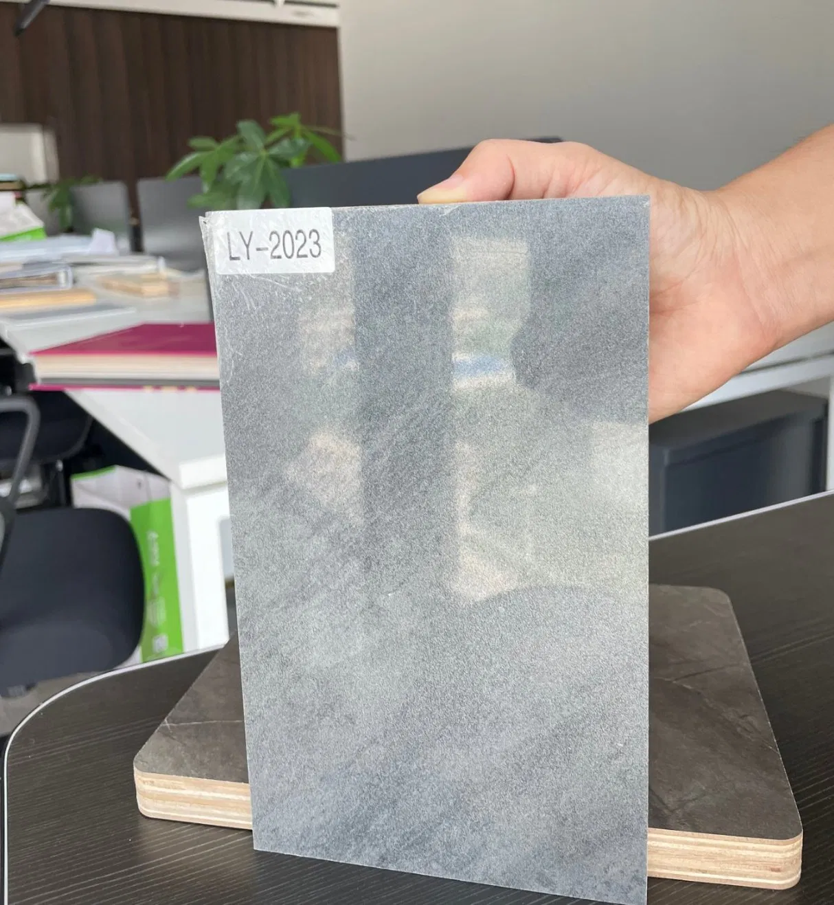 High Glossy UV Plywood with Melamine 18mm White Laminated Plywood Sheet