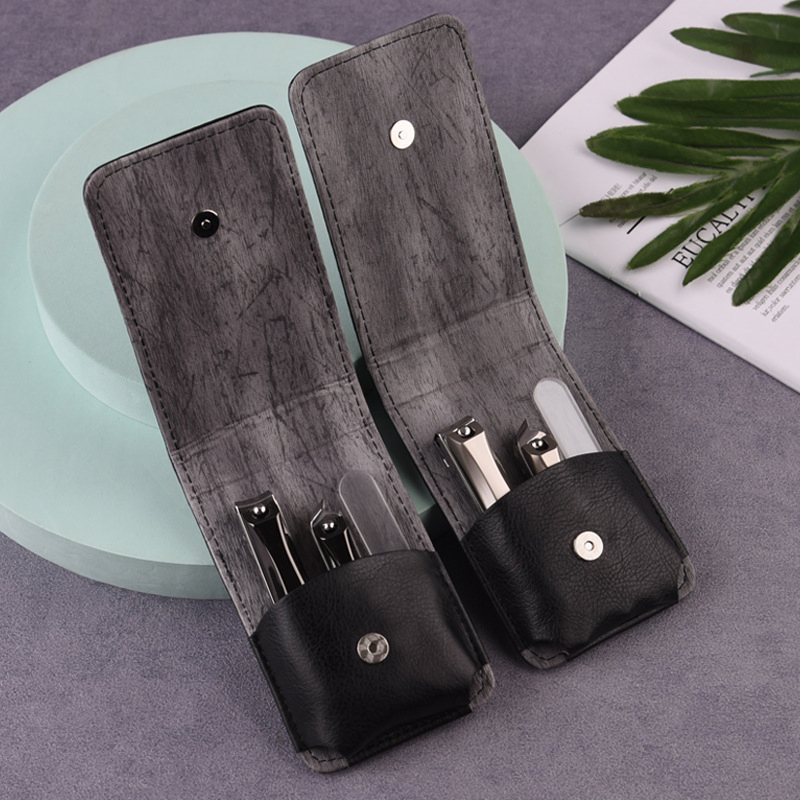 New High Quality Manicure Pedicure Set Sharp Stainless Steel Black Nail Clipper Kit with Nail File