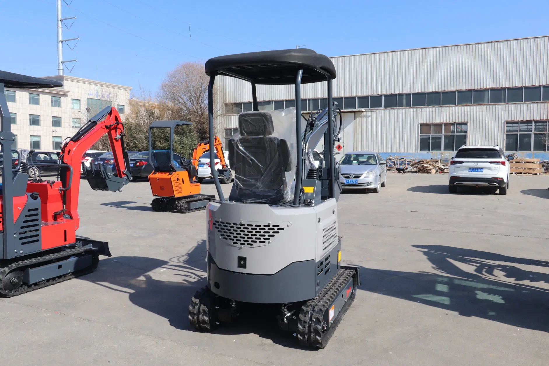 Chinese Free Shipping Mini Excavator 1.7ton with a Best Price
