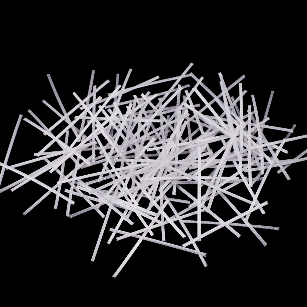 Synthetic White PP Macro Fiber Embossed