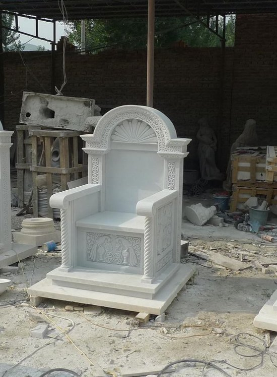 Western Style White Marble Fireplace with Women Statue