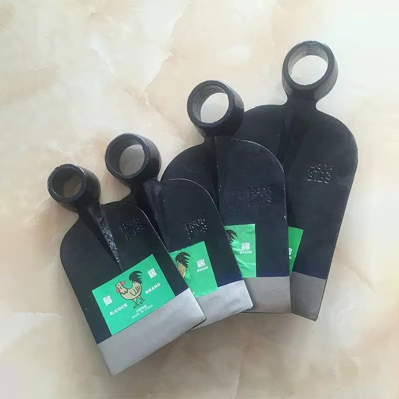 Factory Direct Industrial Grade Outdoor Railway Steel Blade Agricultural Digging Hoe