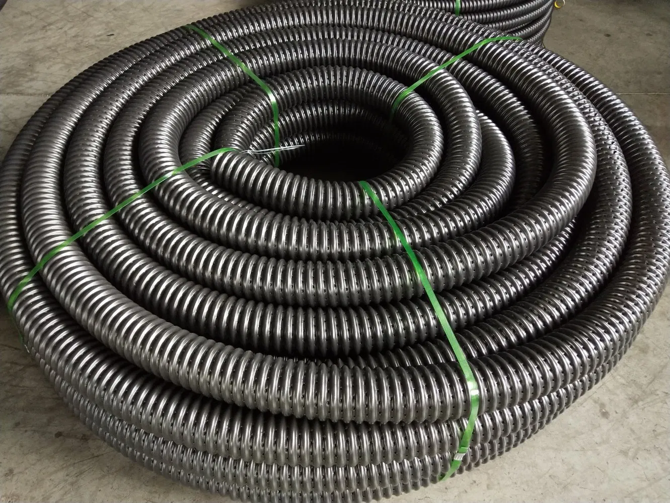 HDPE Carbon Corrugated Pipe for Underground Electrical Cable Routing