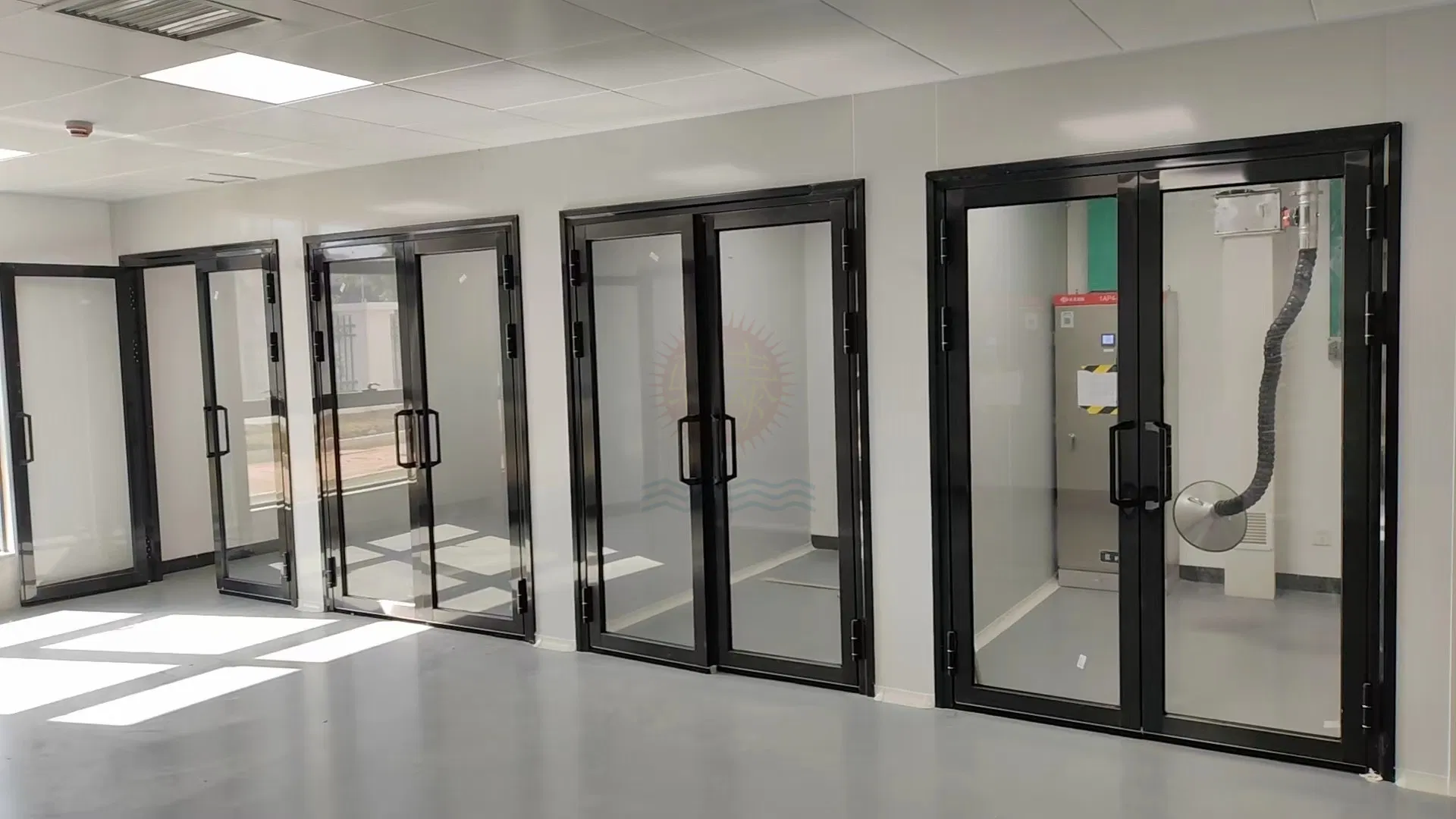 Premium Modern Glass Fire Door - Grade a/B/C Fireproof Steel