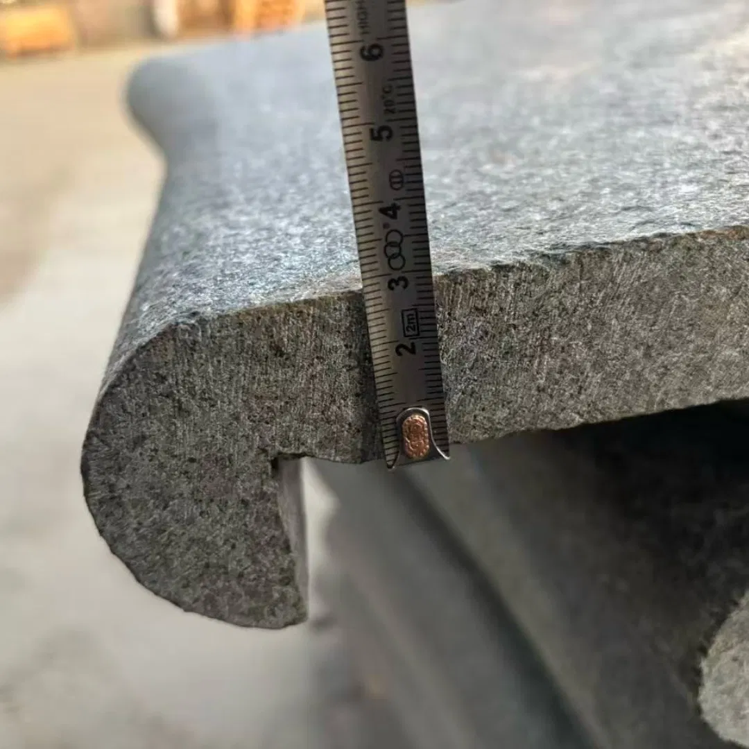 Pari Natural Stone Granite Cheap G684 C1 602.31X350.75X30/60mm Bull Nose Flamed Surface Decoration Material for Swimming Pool Coping