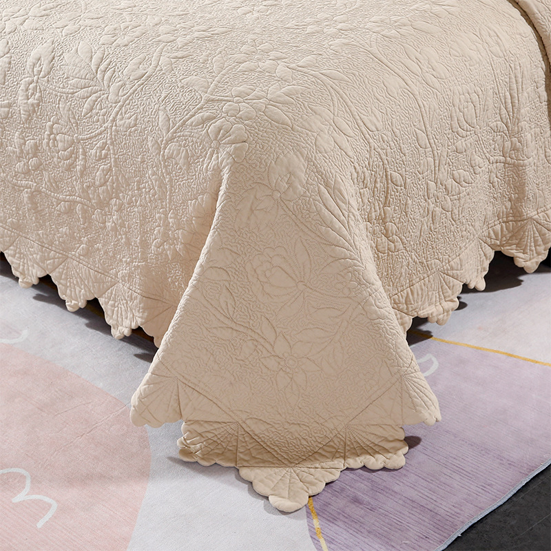 Wholesale 100% Polyester High Quality Quilted Cheap Home Goods Microfiber