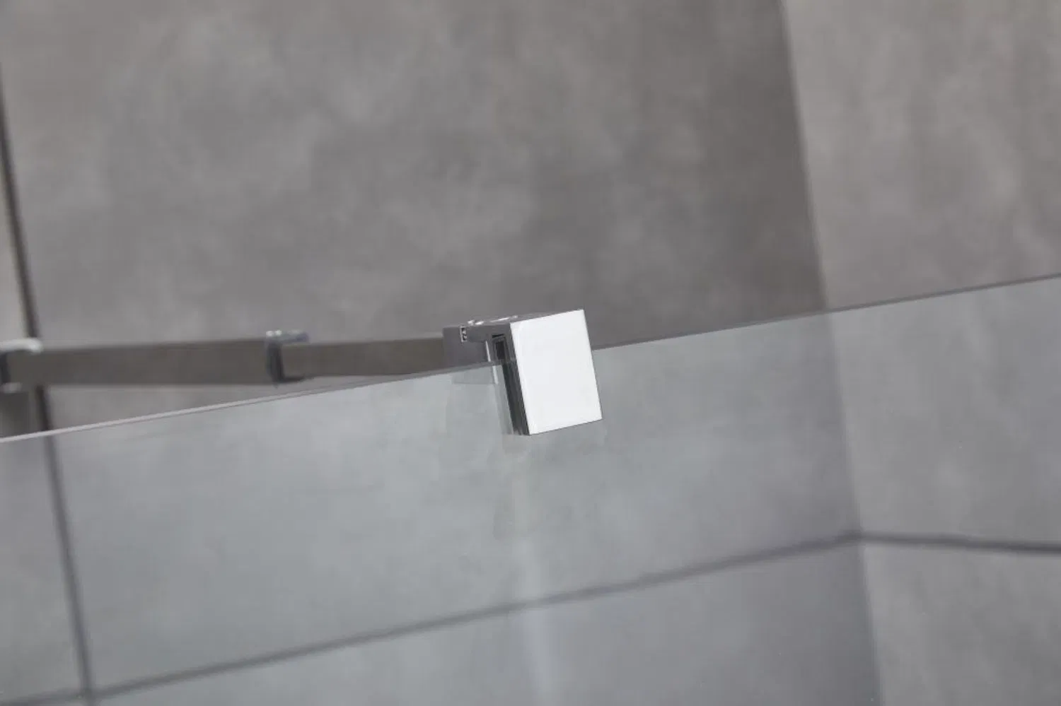 10mm Tempered Self-Cleaning Glass Bathroom Walk in Shower Enclosure