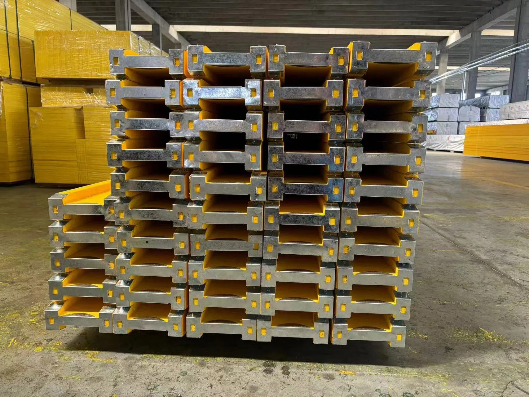 Building Materials Wooden I Beam H20 Timber Beams for Formwork Systems
