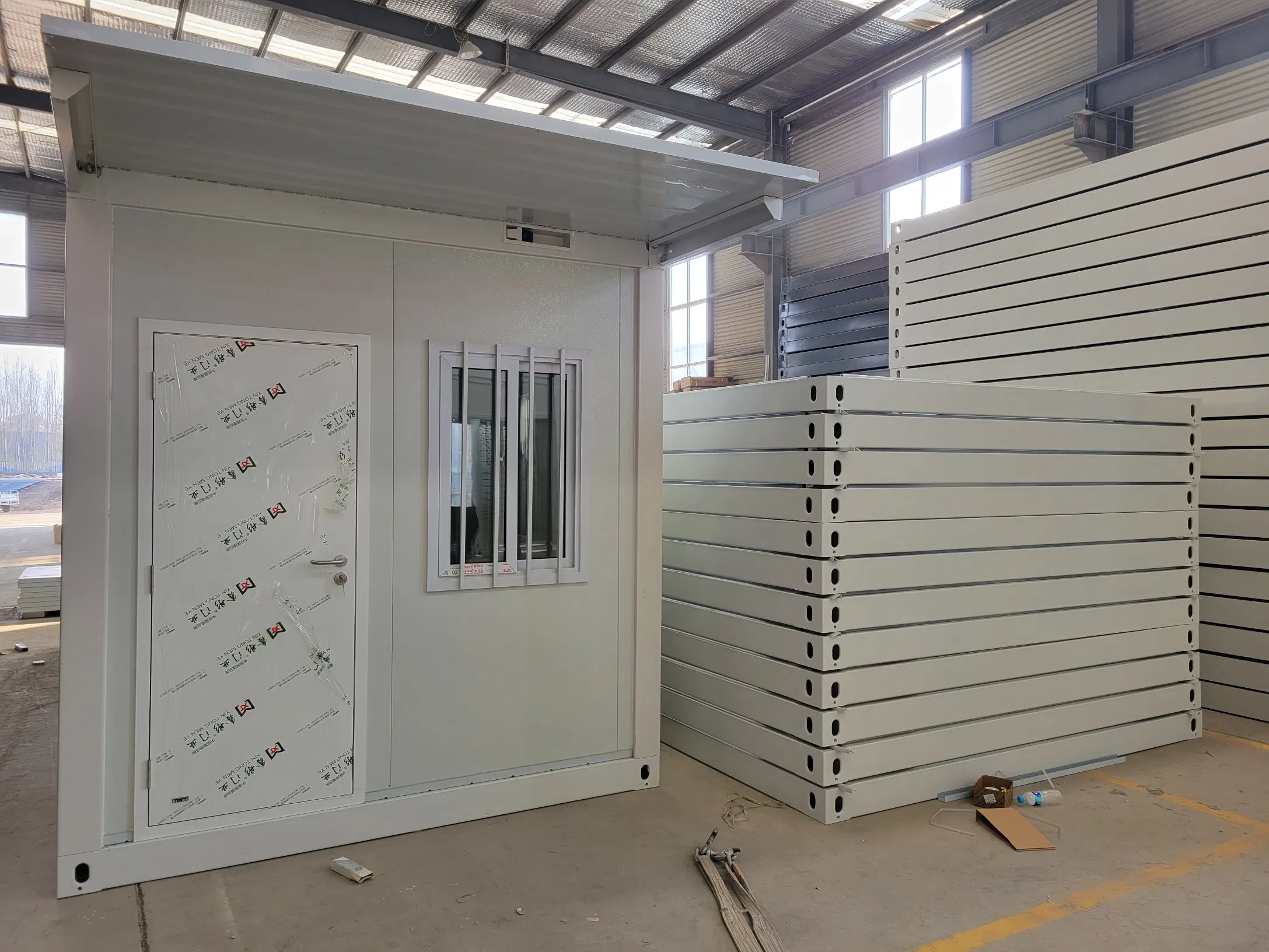 Modern Container Structure House for Sustainable Living Solutions