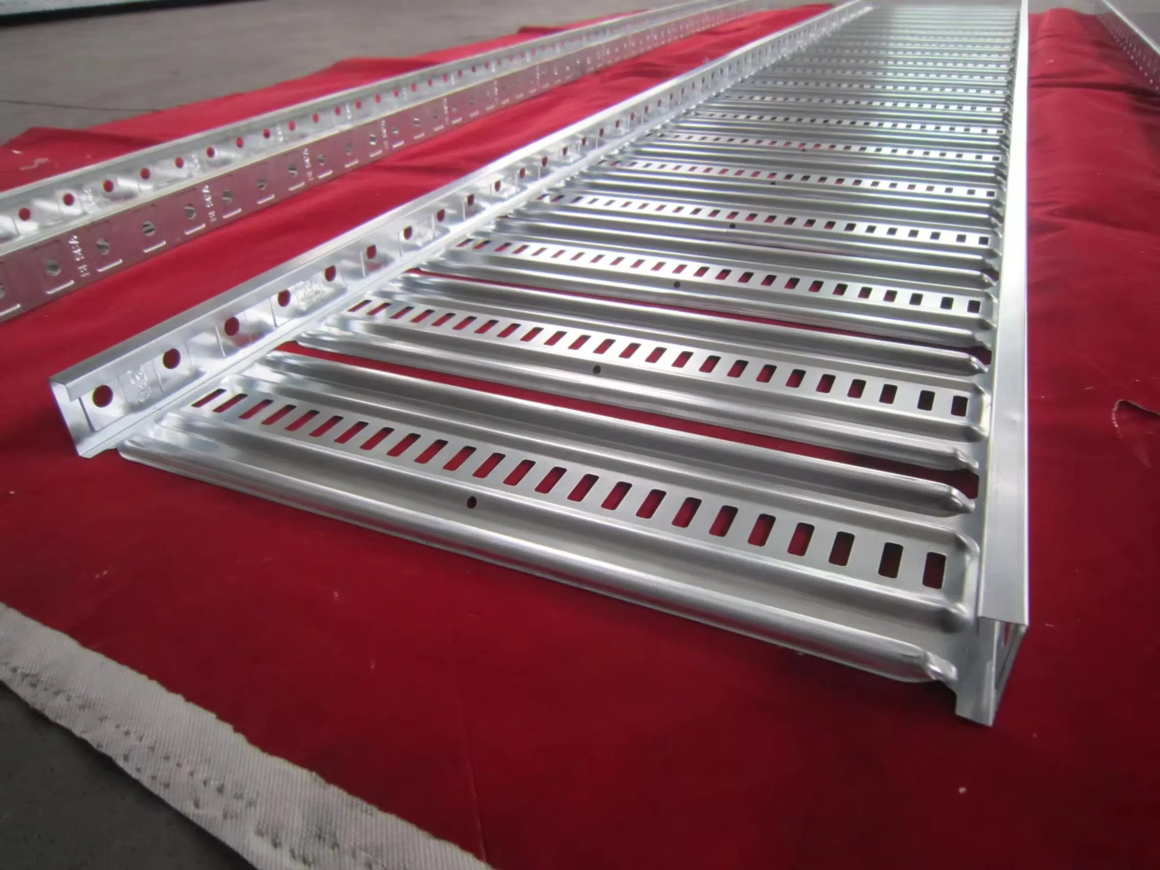Premium Quality OEM Ladder Cable Tray for Light Systems